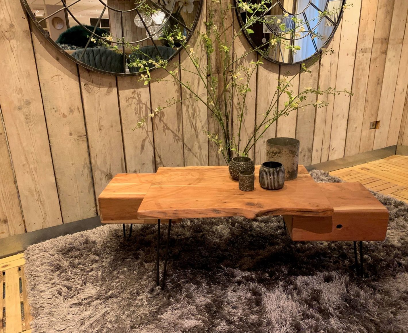 Industriele stijl salontafel hout | THOLS Wonen