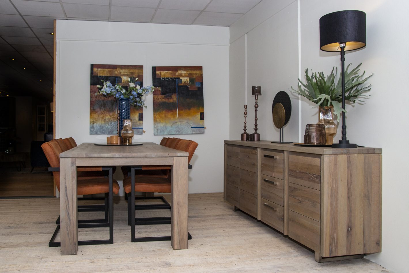 Showroom opruiming Thols Wonen