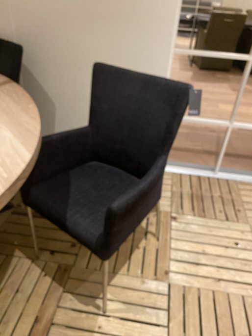 Showroomopruiming Thols Wonen