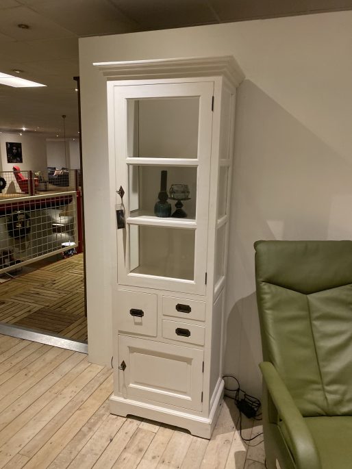 Showroomopruiming Thols Wonen