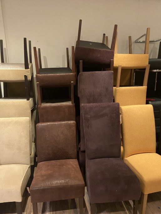 Showroomopruiming Thols Wonen